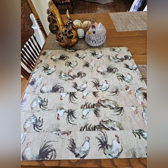Set of 4 Rooster Themed Vinyl Placemats - Picture 1 of 3